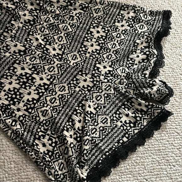 Romper - Picture 3 of 3